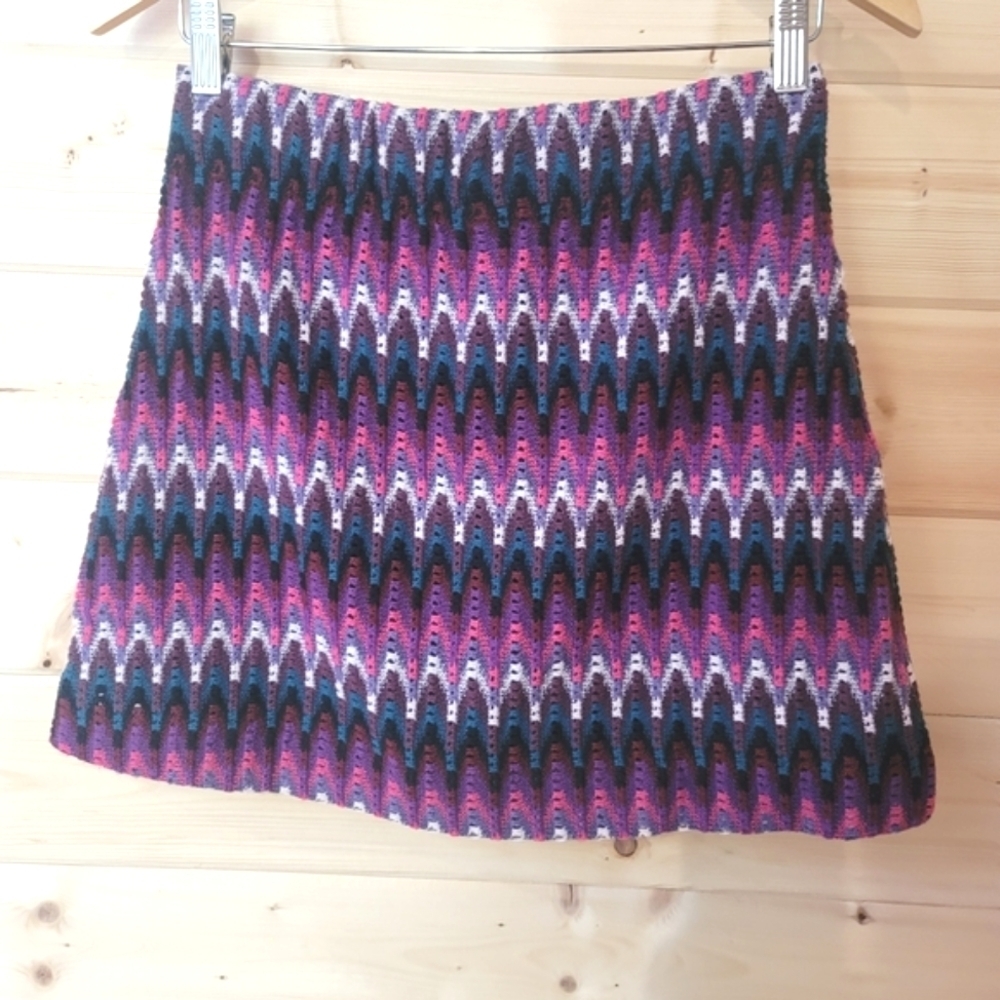 Free People, Chevron Knit Sweater Skirt, Purple/Pink/Peacock Blue/White. Size M‎ - Picture 4 of 6
